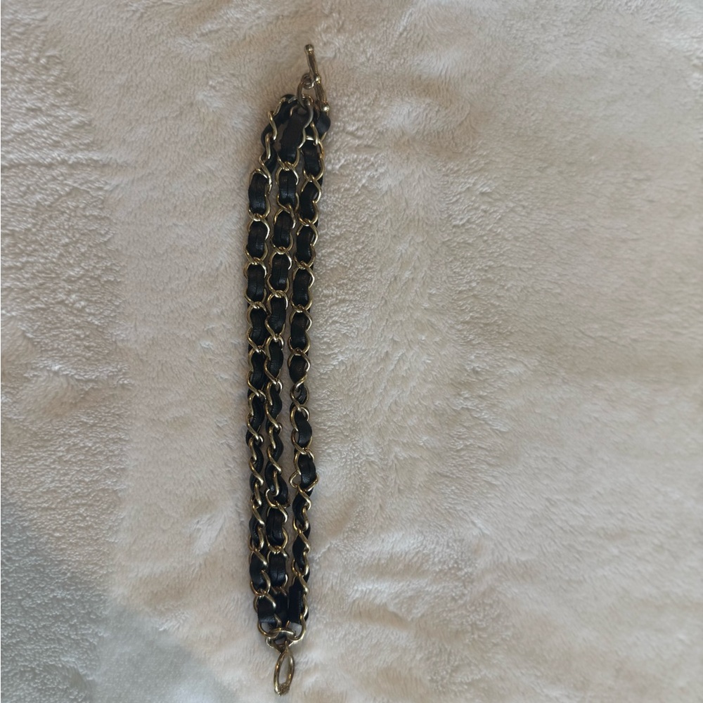Elegant Black and Gold Chain Bracelet